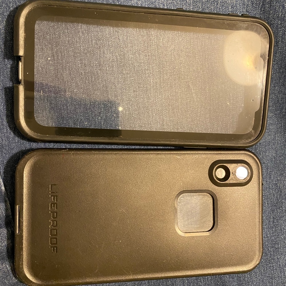 Lifeproof FRE iPhone XR black phone case